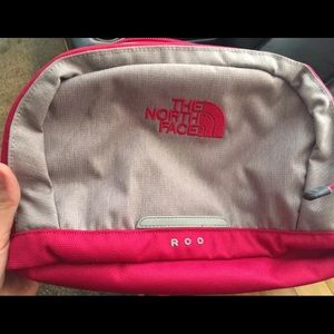North Face Roo (fanny pack)